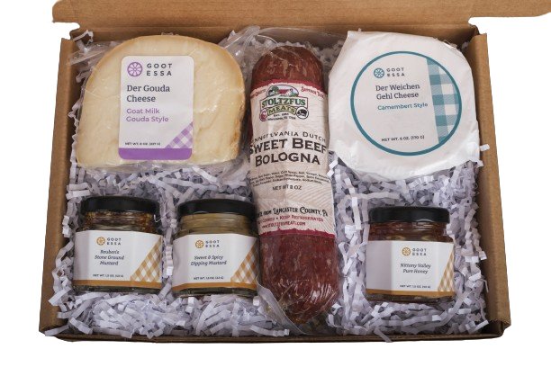 Food Gift BasketsCHEESE MAKER'S TREATS Gift Tray - 2 Cheeses & 3 Condiments and Sweet BolognabundledelicacySaving Shepherd