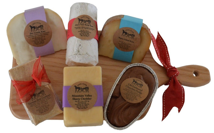 Food Gift BasketsWOODCARVER'S DELIGHT - 4 Gourmet Cheeses Fudge & Crackers on Cutting Boardbundledelicacyfarm marketSaving Shepherd