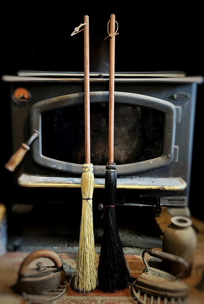 BroomLONG HANDLE FIREPLACE BROOM - Black & Natural Corn Straw Amish Hand BrushAmishbroomSaving Shepherd