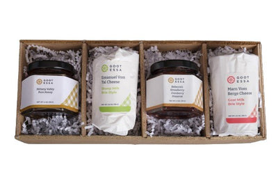 Food Gift BasketsGOURMET SNACK BOX - Cave Aged Soft Cheeses Strawberry Cranberry Preserve & CrackersbundledelicacySaving Shepherd