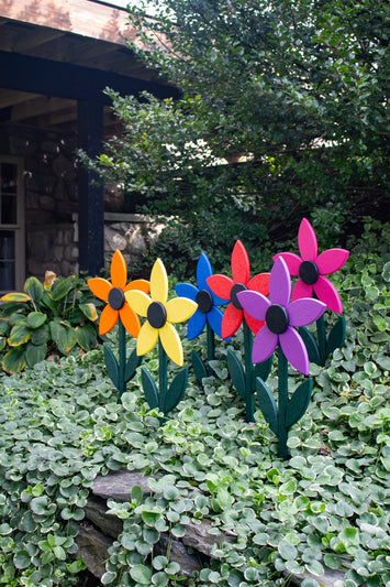 Lawn DecorLarge Garden Flower Decoration - Durable, Colorful Yard Art for all SeasonsSaving Shepherd