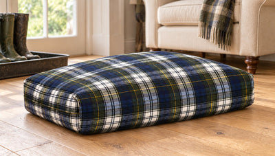 Pet Bed CushionSmall Plaid Pet Bed Cushion, 12 x 17 Inchesbasketsitem-CU18-2Saving Shepherd