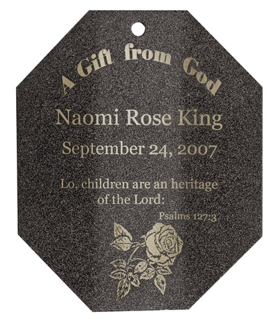 Engraving example on a dark windsail