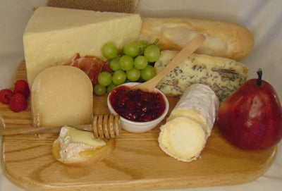 Food Gift BasketsWEEKENDER CHEESE CRATE - 18 Gourmet Cheese & Condiment FavoritesbundledelicacySaving Shepherd