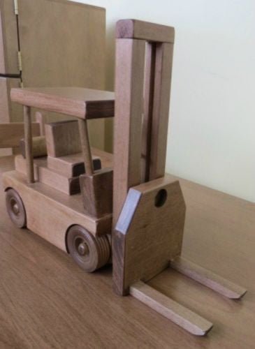 Wooden & Handcrafted ToysFORKLIFT with PALLET - Working Construction Amish Wood Toy TruckAmishchildrenSaving Shepherd